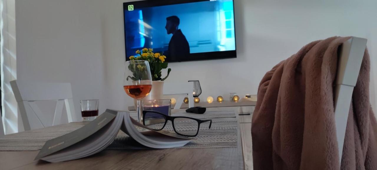 Zakatek Ciszy. Villa Sluchowo Kültér fotó