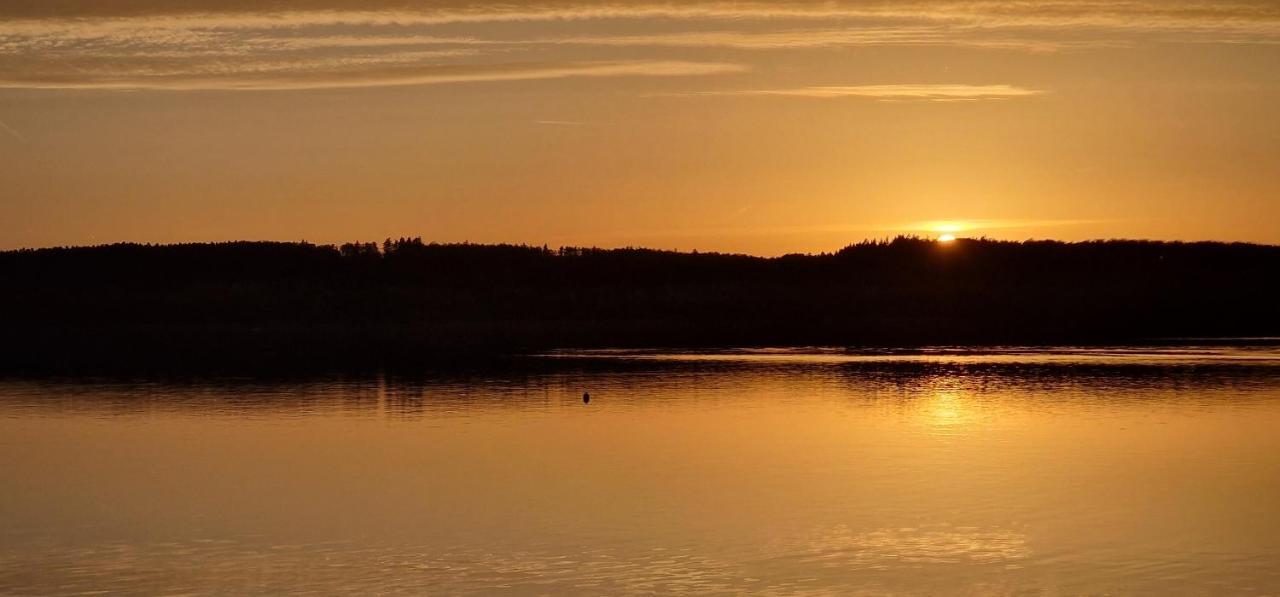 Zakatek Ciszy. Villa Sluchowo Kültér fotó